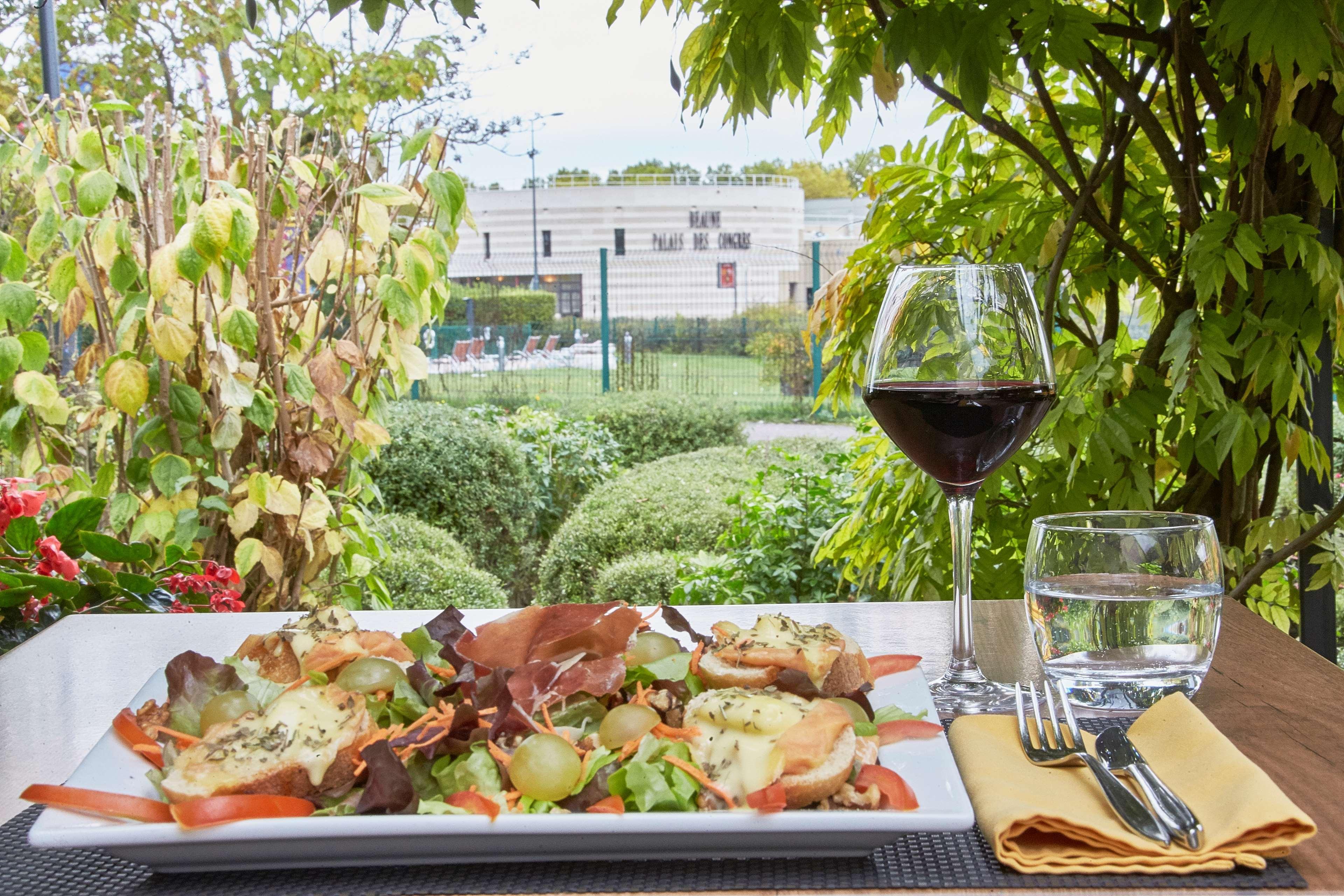 Kyriad Beaune Beaune  Ngoại thất bức ảnh